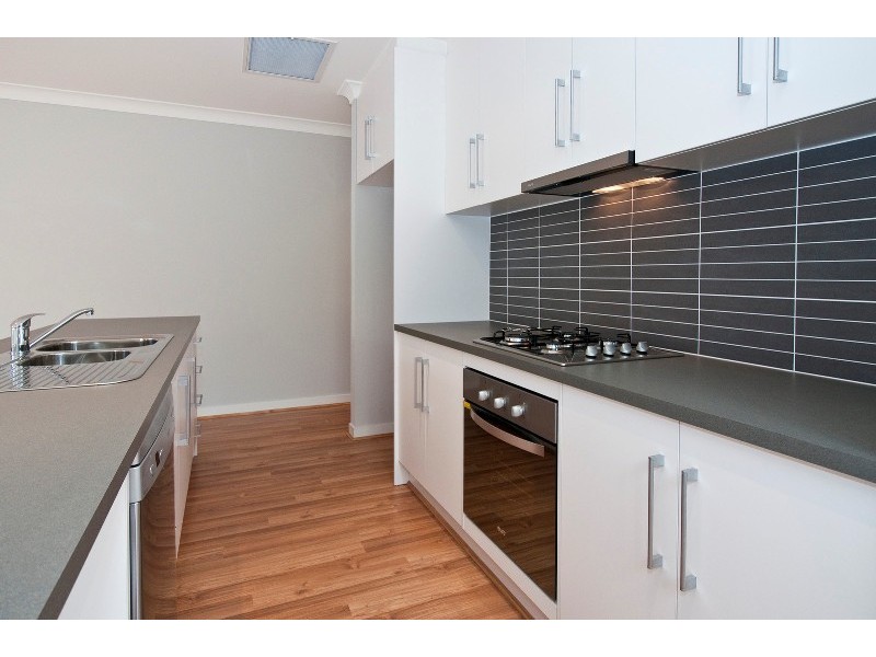 Residence 1 68 White Crescent, Seacombe Gardens SA 5047