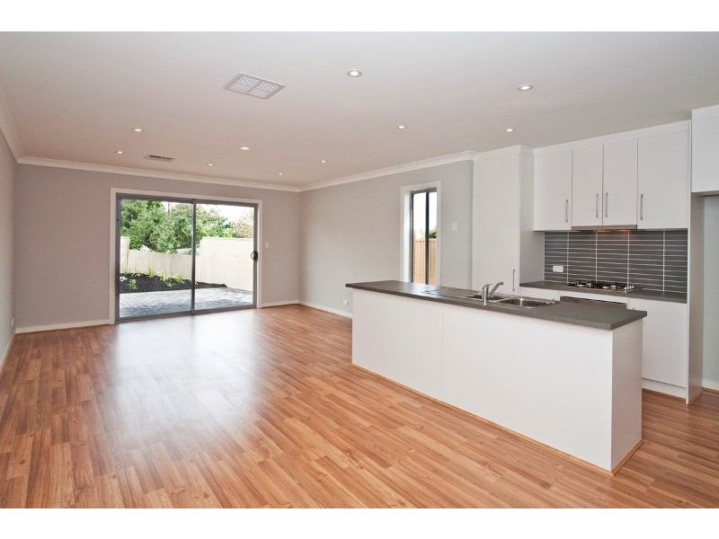Residence 3 68 White Crescent, Seacombe Gardens SA 5047