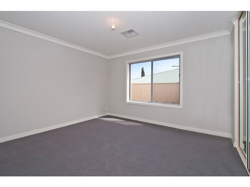 Residence 3 68 White Crescent, Seacombe Gardens SA 5047