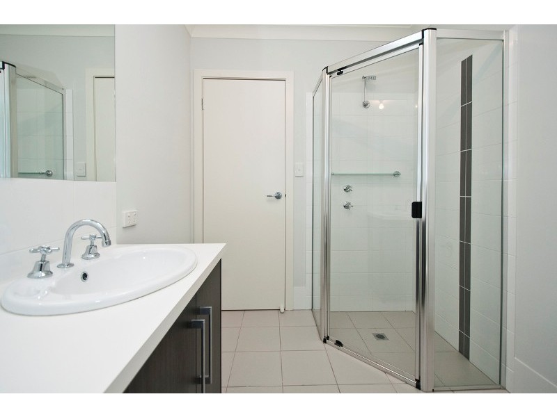 Residence 3 68 White Crescent, Seacombe Gardens SA 5047