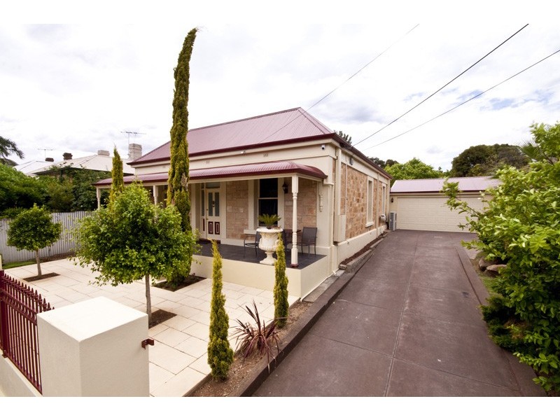 4 Amherst Ave, Trinity Gardens SA 5068