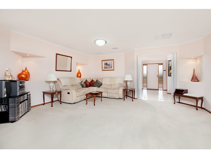 10 Brickwork Place, Walkley Heights SA 5098