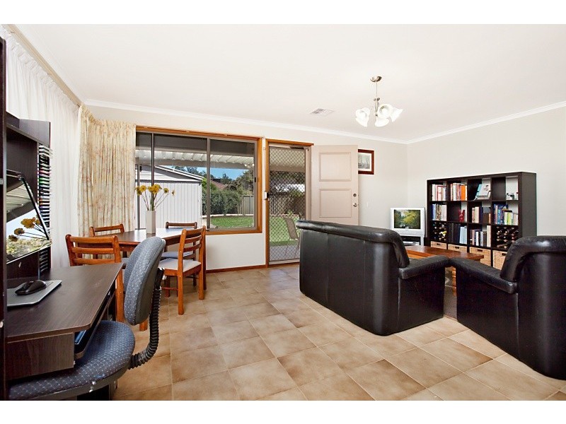 11 Pantowora Drive, Hope Valley SA 5090