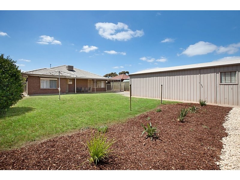 11 Pantowora Drive, Hope Valley SA 5090