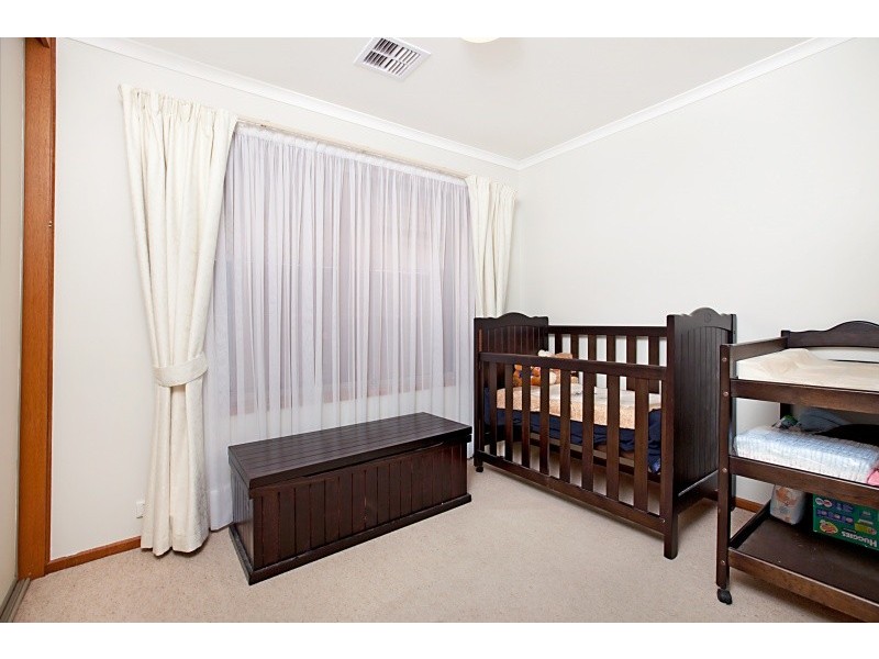 11 Pantowora Drive, Hope Valley SA 5090