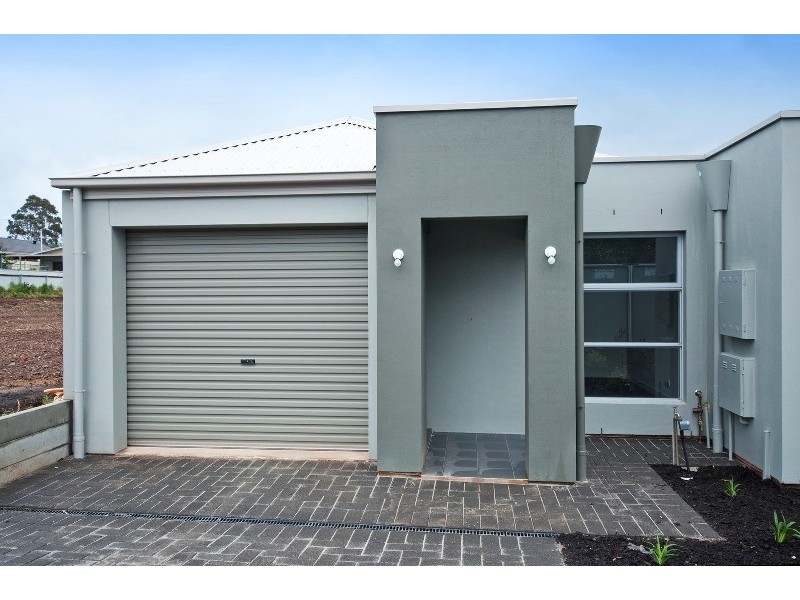 1/68  White Crescent, Seacombe Gardens SA 5047