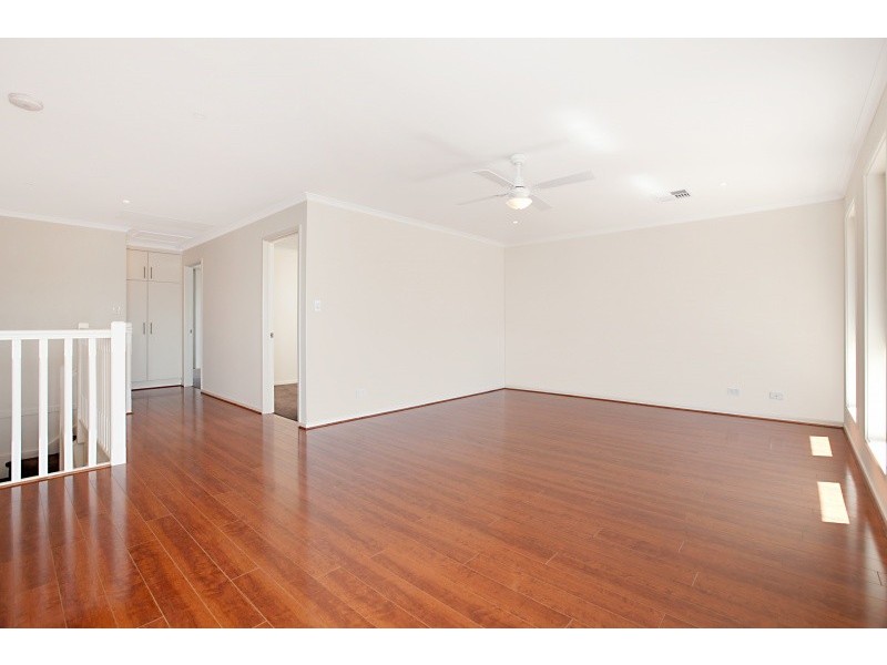 17 Mapleton Circuit, Mawson Lakes SA 5095