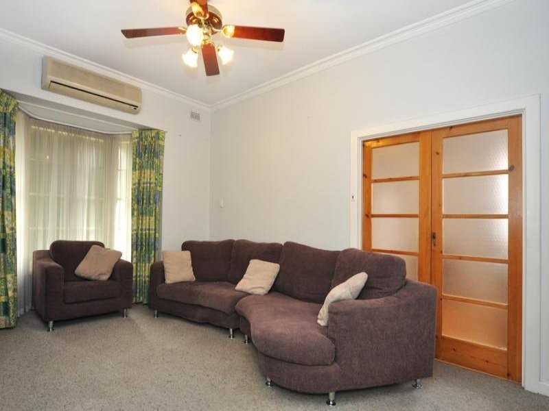 33 Findon road, Woodville South SA 5011