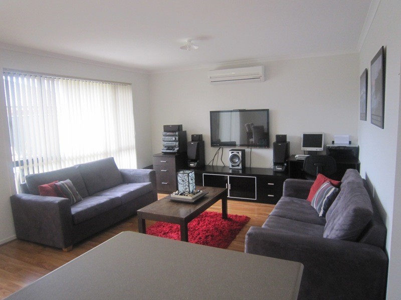 43 Coonawarra Avenue, Andrews Farm SA 5114