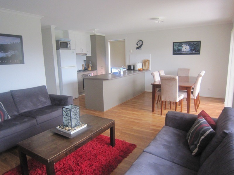 43 Coonawarra Avenue, Andrews Farm SA 5114