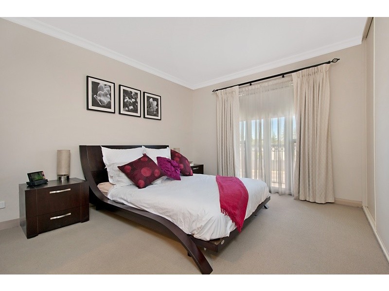 425 Military Road, Grange SA 5022