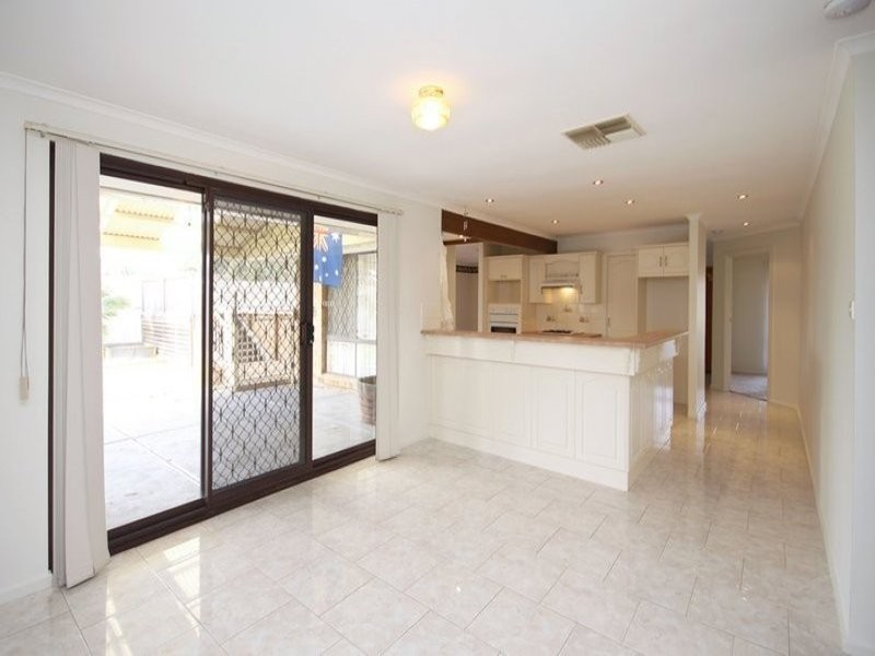 1 Tabitha Avenue, Paralowie SA 5108