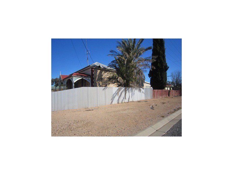 9 May Street, Wallaroo SA 5556