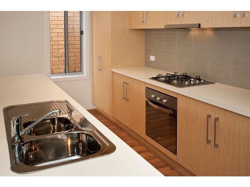 Residence 2 68 White Crescent, Seacombe Gardens SA 5047
