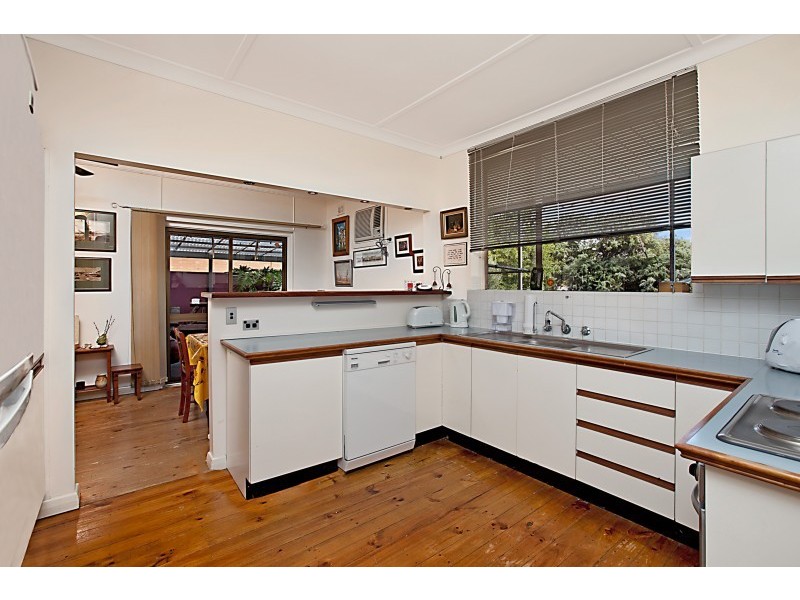 18 Hilltop Avenue, Ridgehaven SA 5097