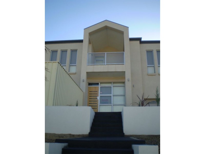3/5 Clegowie Street, West Beach SA 5024