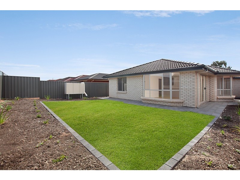 7 Vitorio Road, Munno Para West SA 5115