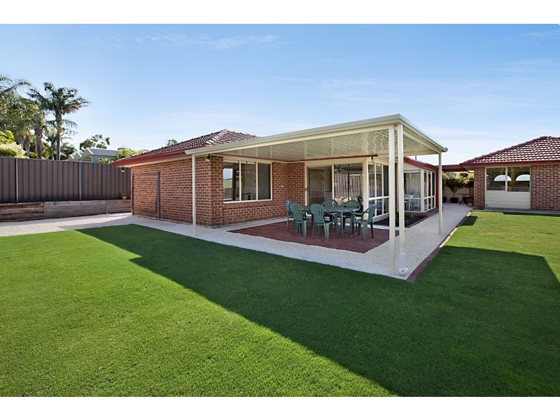 3 Greenfinch Court, Wynn Vale SA 5127