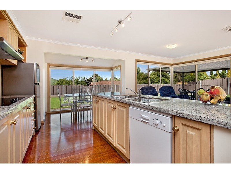 3 Greenfinch Court, Wynn Vale SA 5127