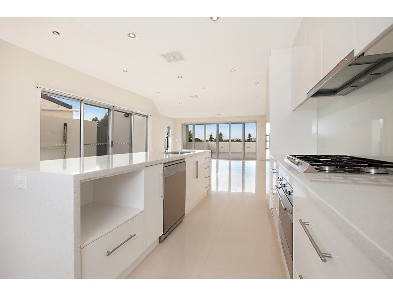 404a Seaview Road, Henley Beach SA 5022