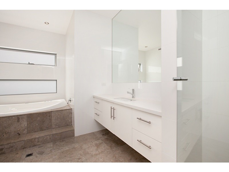 404a Seaview Road, Henley Beach SA 5022