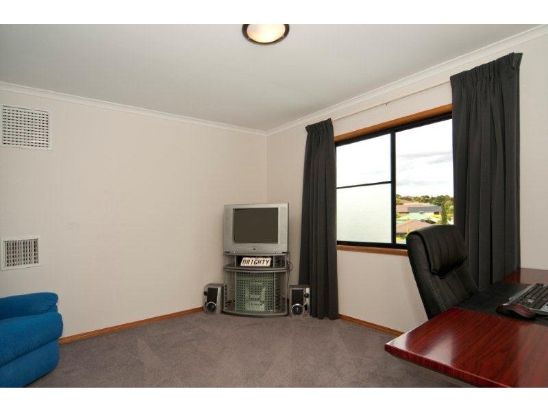 41 Bushmills Street, Greenwith SA 5125