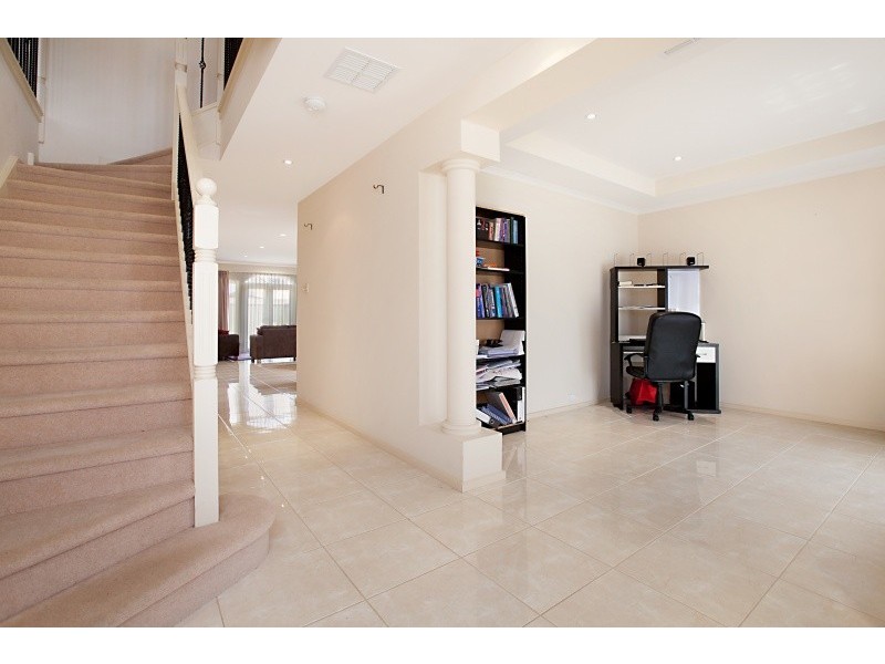 14 Otway Crescent, Mawson Lakes SA 5095