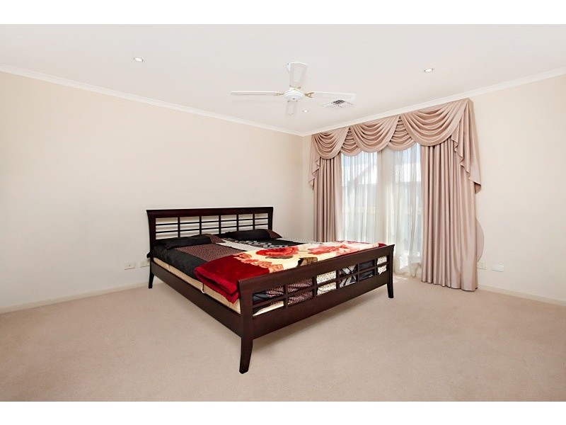 14 Otway Crescent, Mawson Lakes SA 5095