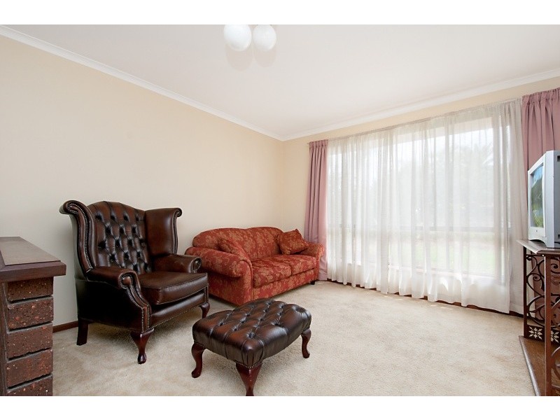 1 Fraser Avenue, St Agnes SA 5097