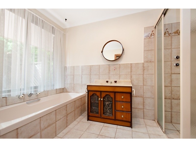 1 Fraser Avenue, St Agnes SA 5097