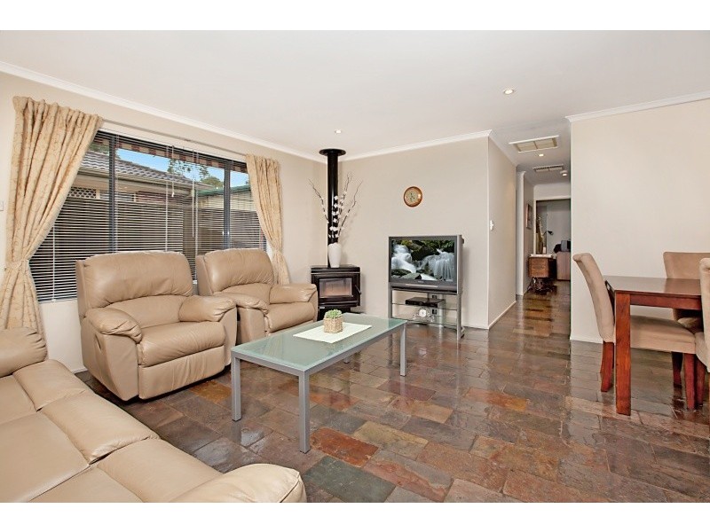 12 Nicola Court, Salisbury Downs SA 5108