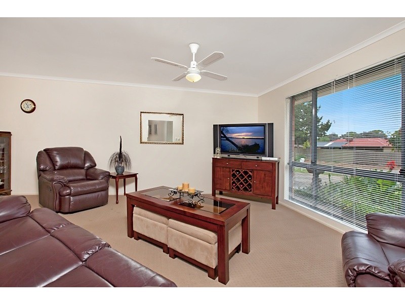 12 Nicola Court, Salisbury Downs SA 5108