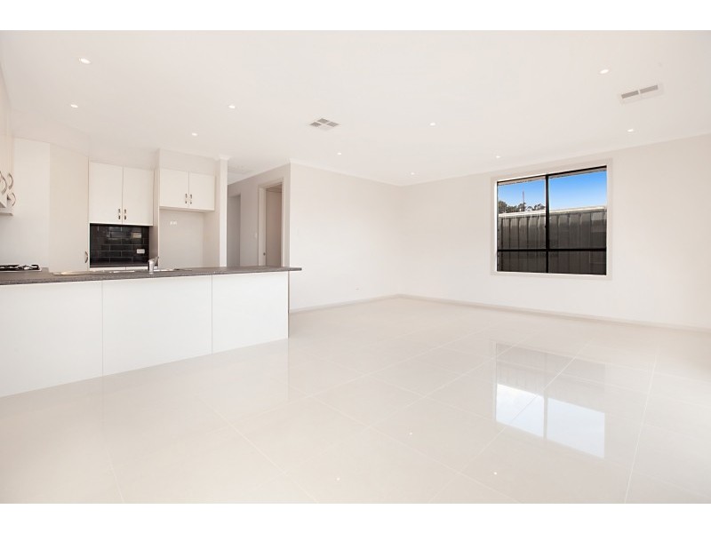 46 Kings Road, Parafield Gardens SA 5107