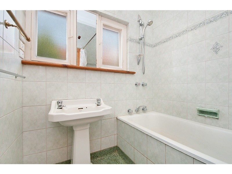 4 Crossley Avenue, Croydon Park SA 5008