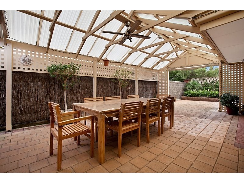 9 McDonald Grove, West Lakes SA 5021