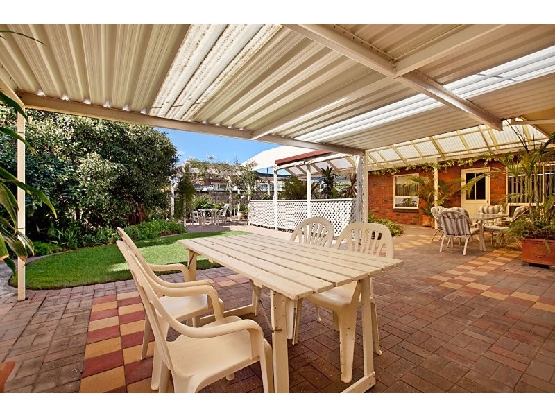 12 Heysen Crescent, West Lakes Shore SA 5020