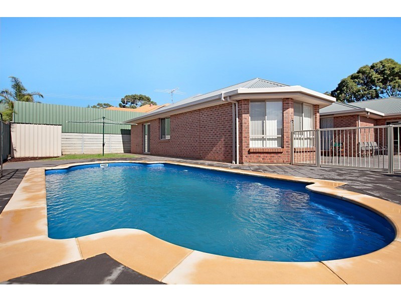 27 Glen Eyre Court, Aberfoyle Park SA 5159