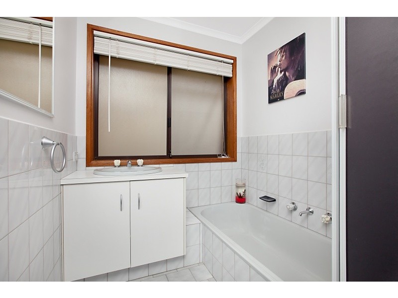 7 Peters Way, Seaton SA 5023