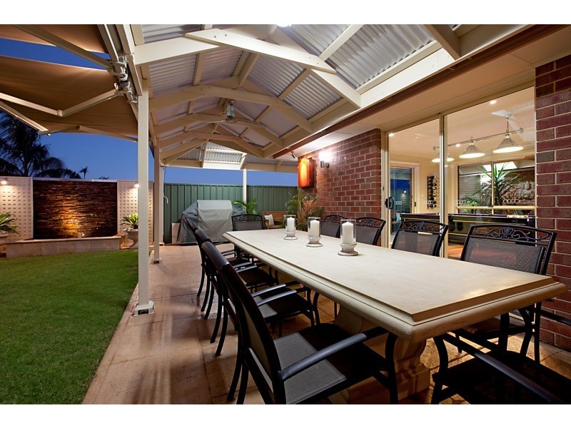 14 Jackaroo Crescent, Walkley Heights SA 5098