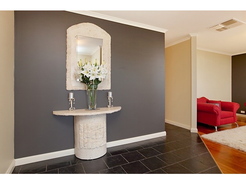 14 Jackaroo Crescent, Walkley Heights SA 5098