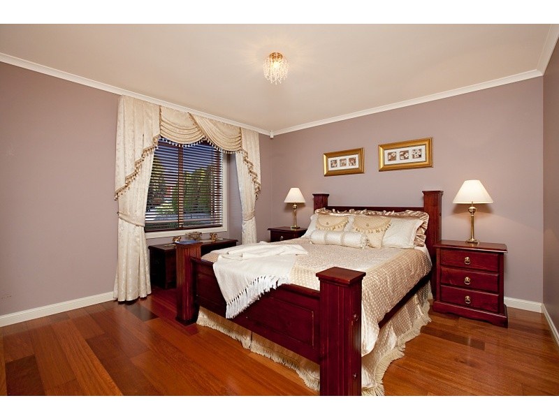 14 Jackaroo Crescent, Walkley Heights SA 5098