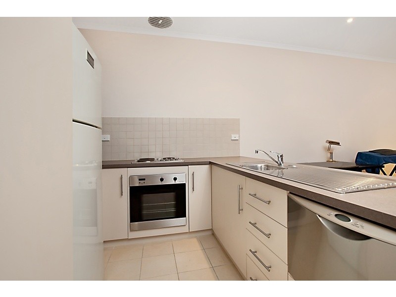 15/14-16 Hurtle Parade, Mawson Lakes SA 5095