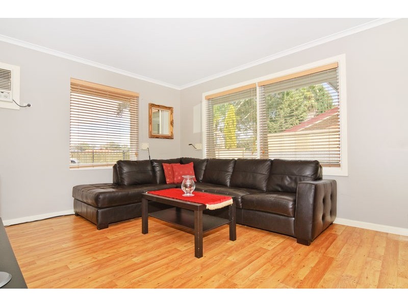 5 Golden Court, Paralowie SA 5108