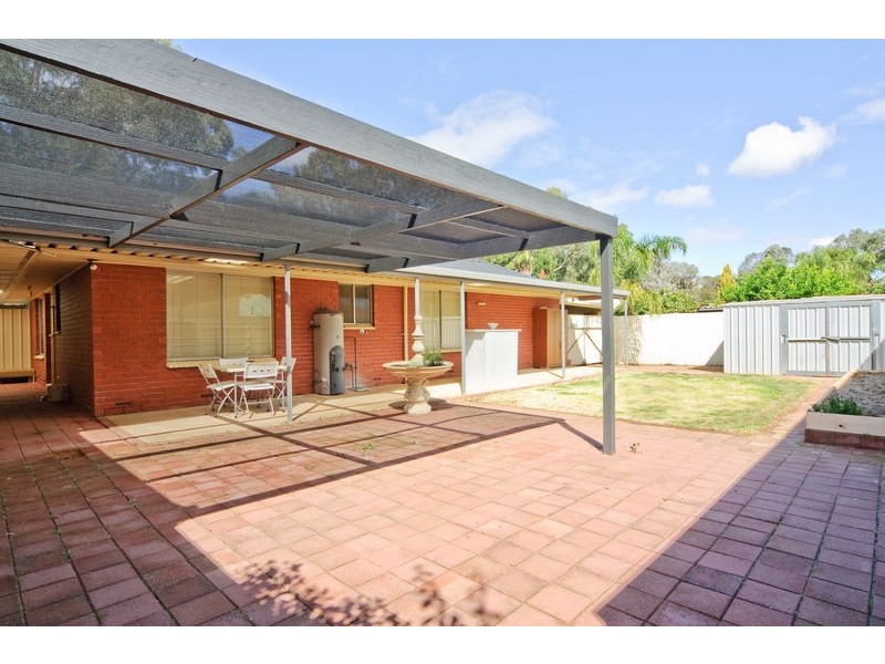 5 Golden Court, Paralowie SA 5108