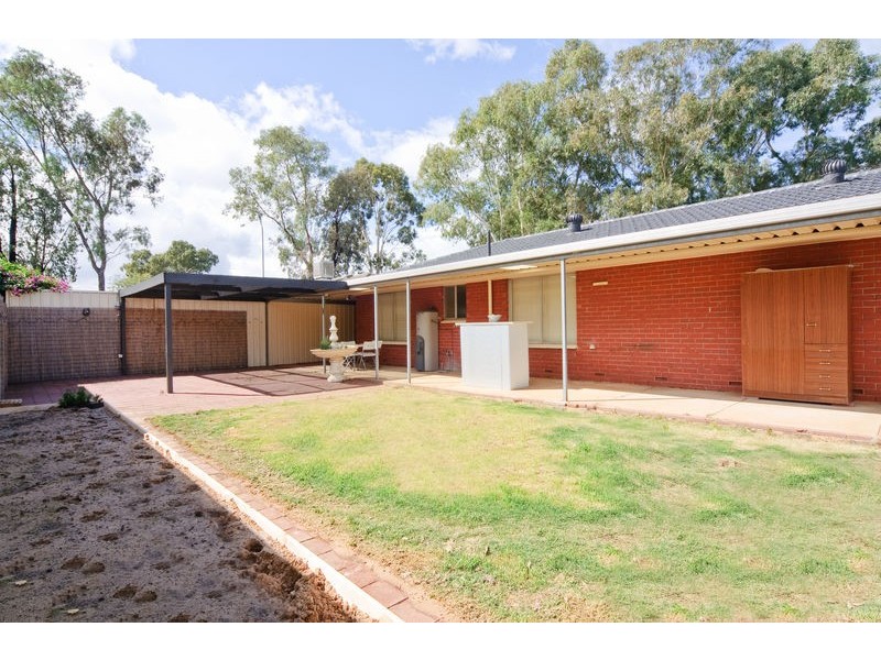 5 Golden Court, Paralowie SA 5108