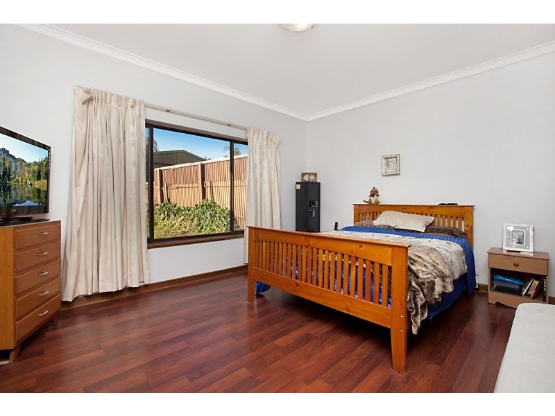 4 Wackett Street, Modbury Heights SA 5092
