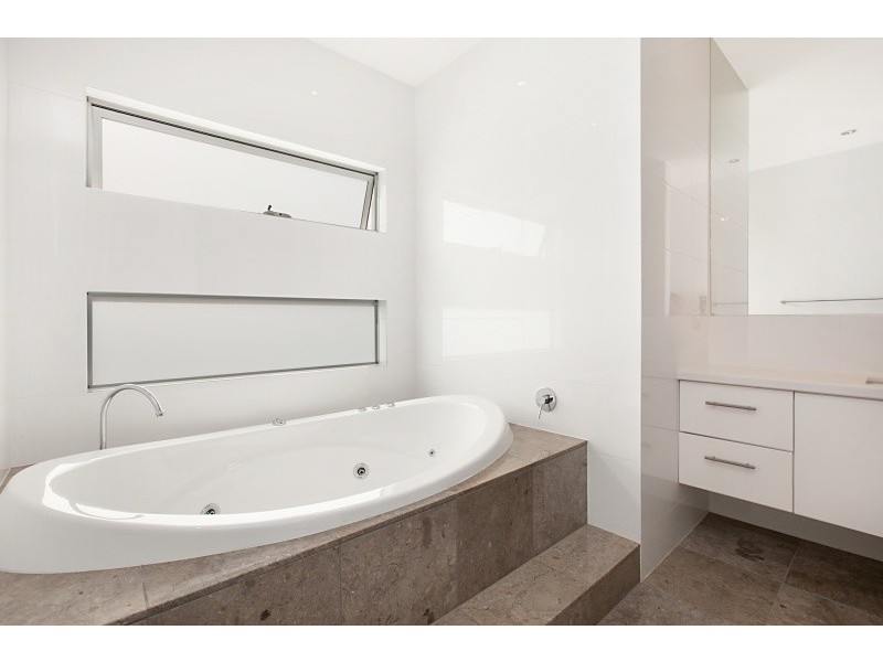 404a Seaview Road, Henley Beach SA 5022