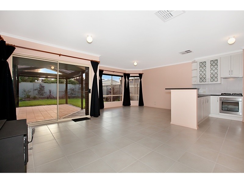 15a Havelock Street, Largs Bay SA 5016