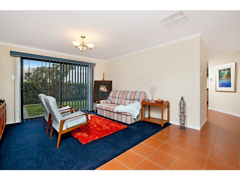11 Jackaroo Crescent, Walkley Heights SA 5098