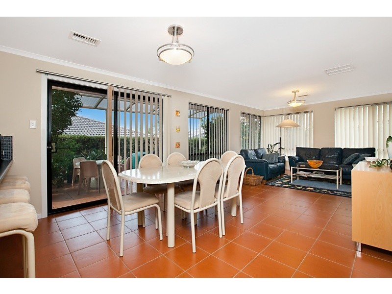 11 Jackaroo Crescent, Walkley Heights SA 5098